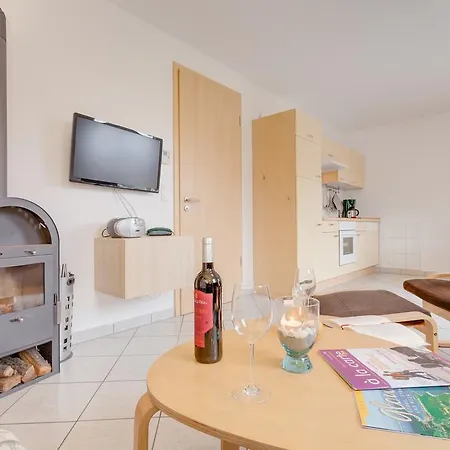 Apartment Ferienwohnung Am Wald