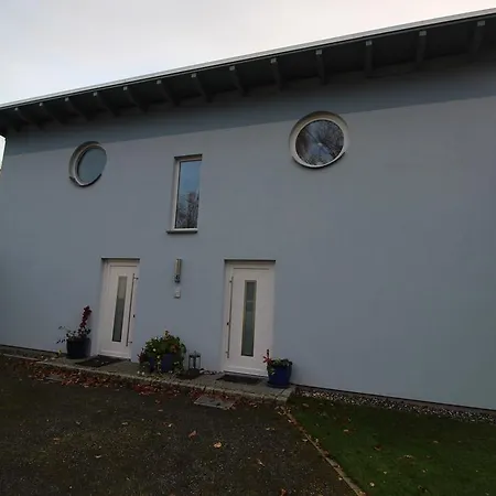 Ferienwohnung Am Wald * Glowe